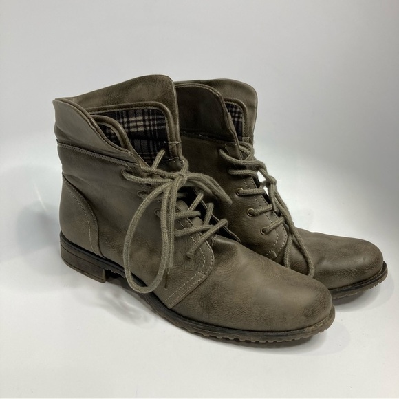 Cliffs by white Mountain taupe ankle boots combat boots size 11 - Picture 1 of 6